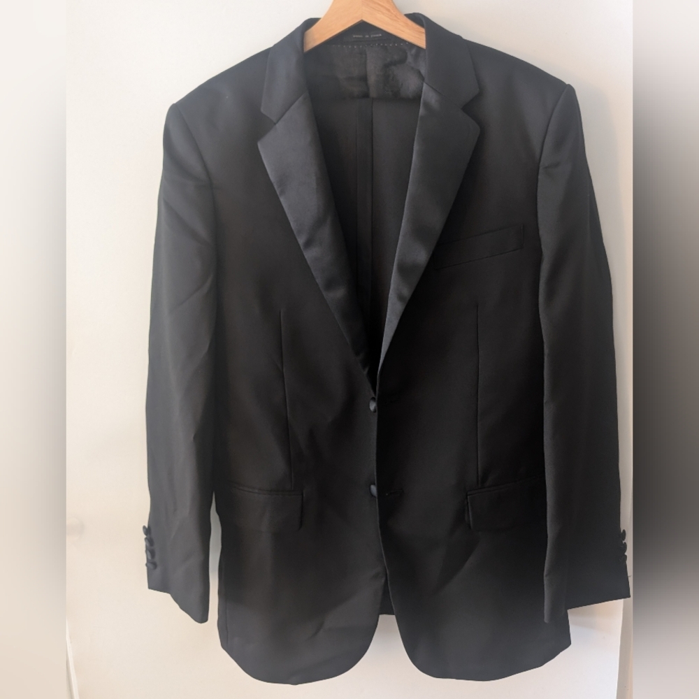 Elegant Black Men's Tuxedo Jacket